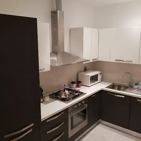 Petit Bonheur - Via Giacchero * Savona