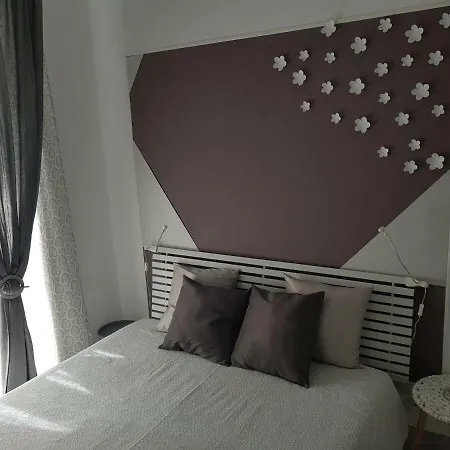 Petit Bonheur - Via Giacchero Apartamento Savona